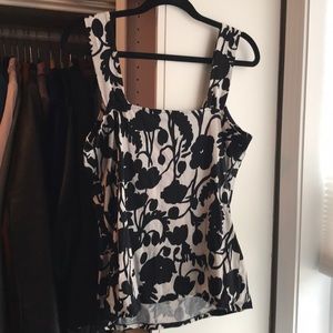 Ann Taylor Tops - Ann Taylor Black & White Cami Ann Taylor Tops - Ann Taylor Black & White Cami
